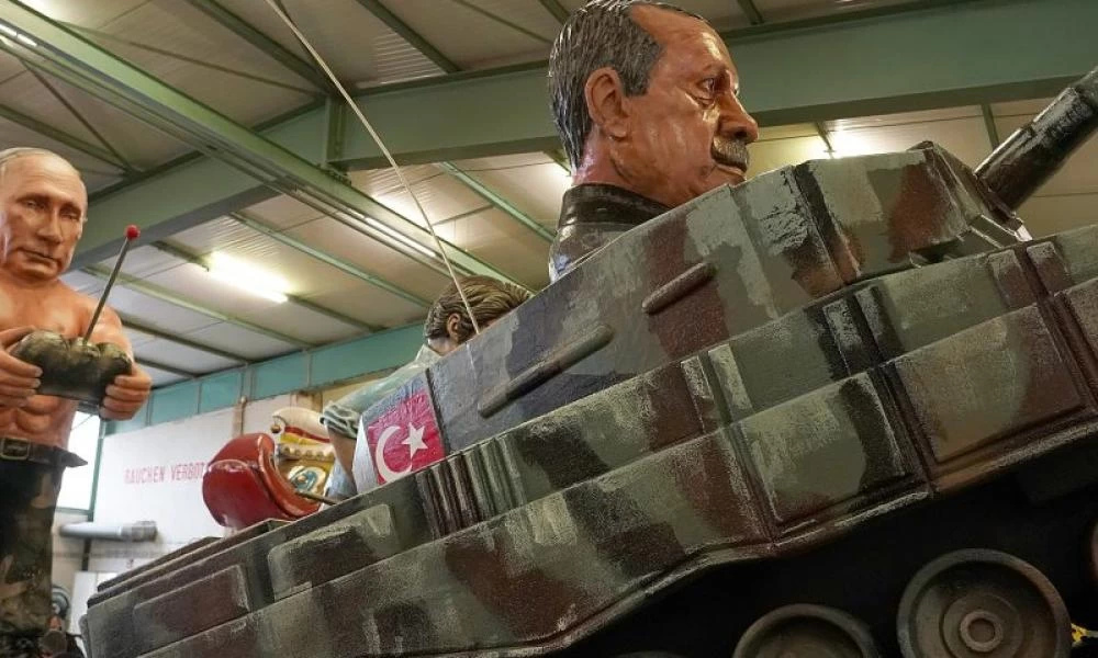 Εκλογές ή...τανκς! Η Nomura δείχνει σχέδιο 5 σημείων του Ερντογάν για πρόωρες κάλπες, αλλιώς εμφύλιος